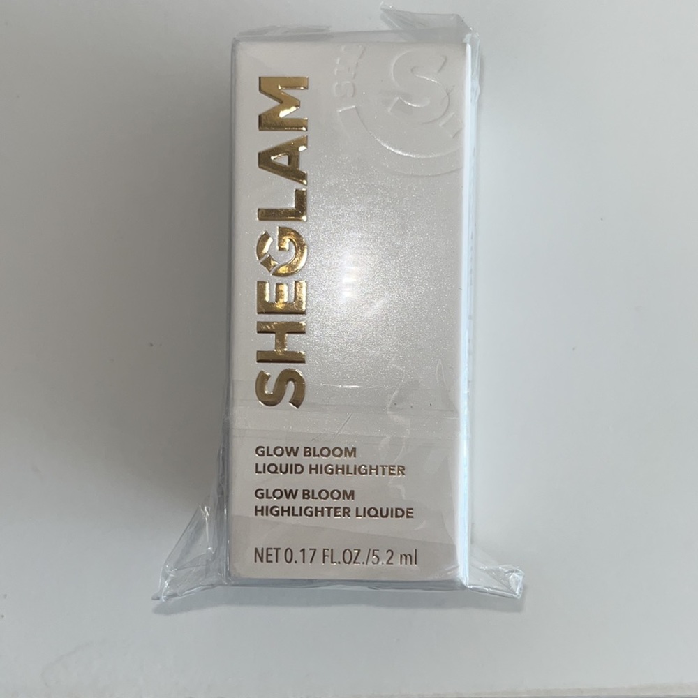 SHEGLAM Glow Bloom Liquid Highlighter Shade: BELLINI BRUNCH